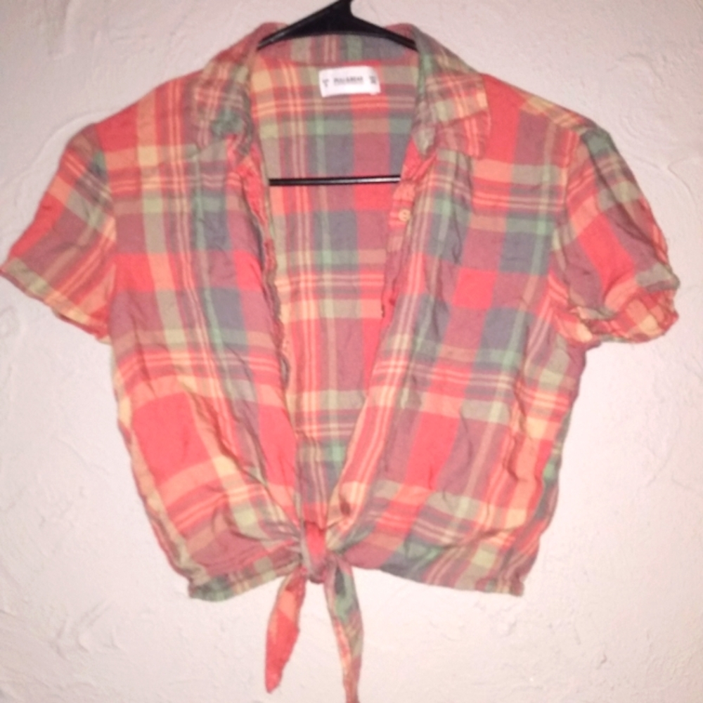 A Pail red and green crop top flannel size small and it's pull&bear